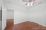 1000 Olde Eastwood Village Boulevard - Photo 16
