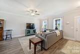 1064 Riverwalk Parkway - Photo 7