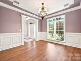 305 Spurs Court - Photo 8