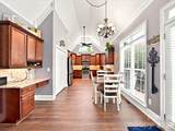 305 Spurs Court - Photo 9