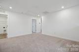 818 Olde England Drive - Photo 16