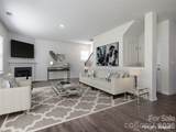 907 Newport Court - Photo 12