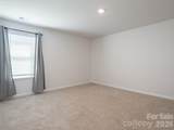 907 Newport Court - Photo 23