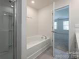 907 Newport Court - Photo 31