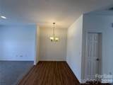 9956 Kings Parade Boulevard - Photo 9