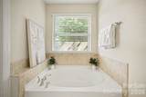 824 Ayrshire Avenue - Photo 17