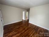 1037-2 Mcarthur Avenue - Photo 2