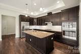9032 Treetop Way - Photo 14