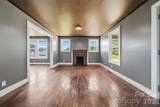 718 11th Street Place - Photo 3