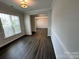 1139 Overlake Drive - Photo 5
