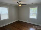 305 Sylvania Avenue - Photo 2