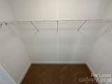 10220 Vanguard Parkway - Photo 11