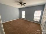 10220 Vanguard Parkway - Photo 12