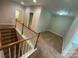 10220 Vanguard Parkway - Photo 14