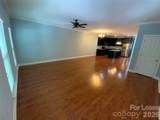 10220 Vanguard Parkway - Photo 33