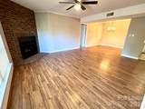 1600 Sharon Road - Photo 4