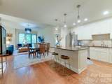 701 Royal Court - Photo 1