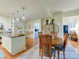 701 Royal Court - Photo 11