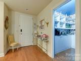 701 Royal Court - Photo 3