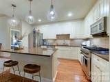 701 Royal Court - Photo 5