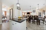 1946 Wilrose Place - Photo 14