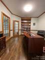6025 Oakridge Court - Photo 19