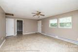 219 Roslyn Drive - Photo 11