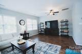 7051 Brighton Park Drive - Photo 8