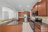 517 Stowe Road - Photo 4
