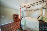 15926 Bubbling Branch Lane - Photo 32