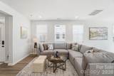 5204 Wyes Oak Lane - Photo 8