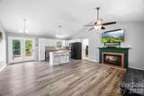 118 Alexandra Drive - Photo 2