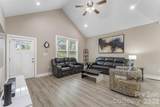1640 Farmington Hills Drive - Photo 5