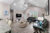 1640 Farmington Hills Drive - Photo 6