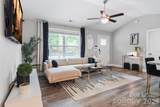 2675 Elmin Street - Photo 5