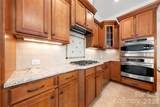 11316 Warfield Avenue - Photo 11