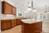 11316 Warfield Avenue - Photo 10