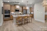 1429 Twin Leaf Road - Photo 3