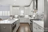 744 Amalfi Drive - Photo 16