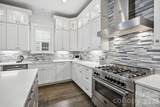 744 Amalfi Drive - Photo 18