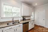 315 Woodvale Place - Photo 11