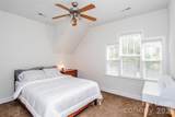 315 Woodvale Place - Photo 16