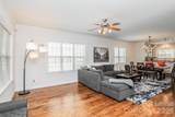 315 Woodvale Place - Photo 6
