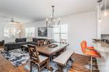 315 Woodvale Place - Photo 9