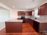 923 Taybyn Road - Photo 3