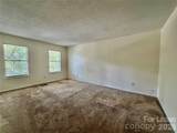 11809 Lansbury Court - Photo 18