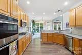 6121 Lostgate Lane - Photo 9