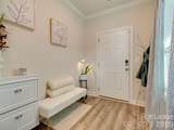 4009 Woodland View Drive - Photo 3