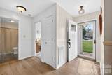1425 Farmington Hills Drive - Photo 4