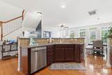 9945 Kings Parade Boulevard - Photo 16
